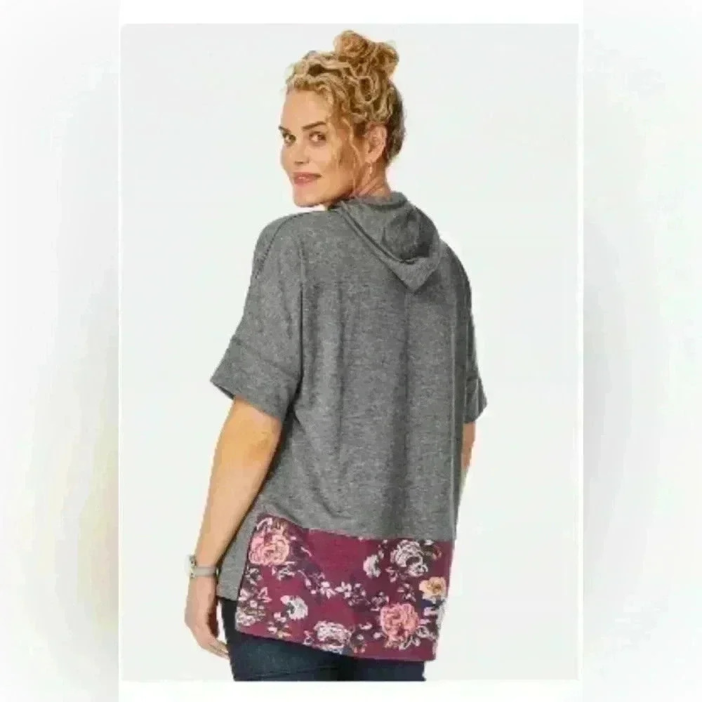 Matilda Jane Shirt Womens large Gray Short Sleeve Hoodie Hooded Tee Floral Trim - Picture 2 of 6